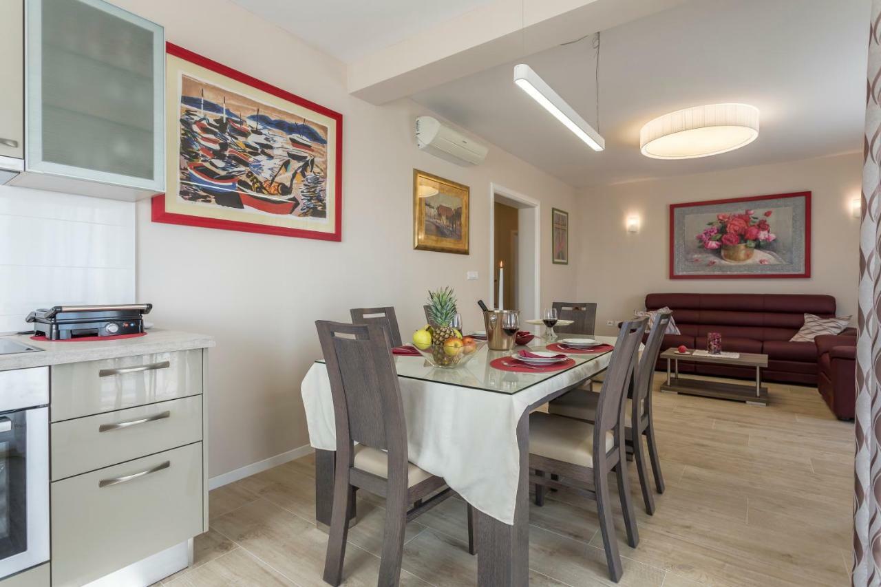 Villa Flores روغوزنيكا المظهر الخارجي الصورة