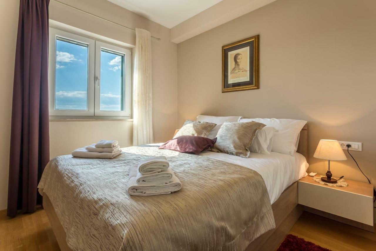 Villa Flores روغوزنيكا المظهر الخارجي الصورة