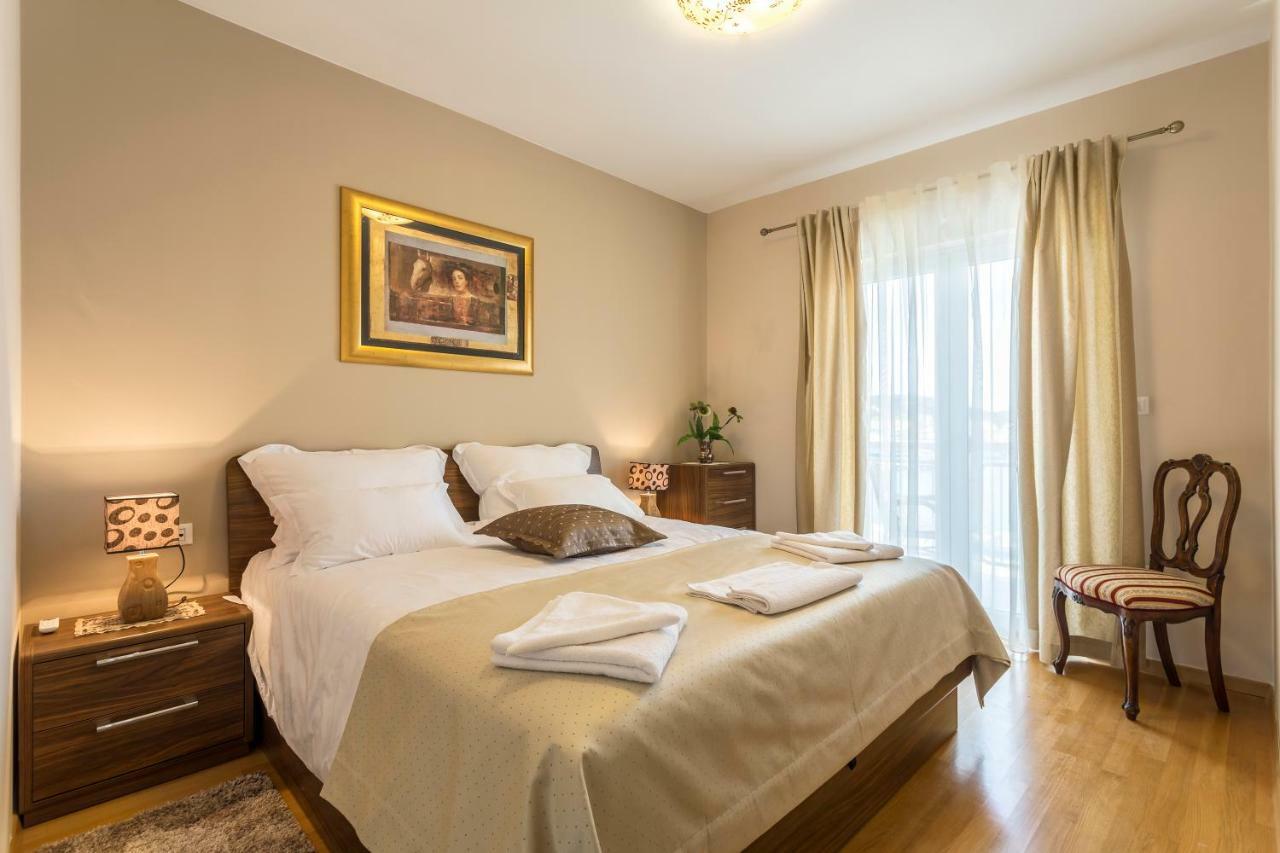 Villa Flores روغوزنيكا المظهر الخارجي الصورة